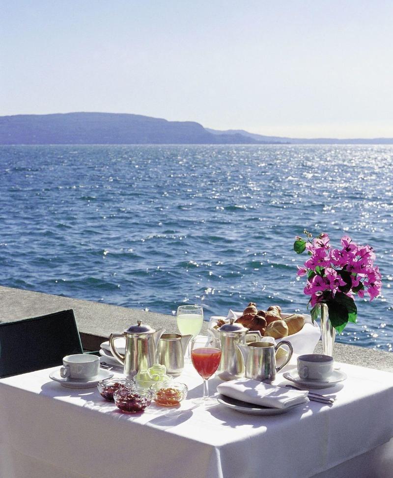 Hotel Monte Baldo E Villa Acquarone Gardone Riviera Buitenkant foto