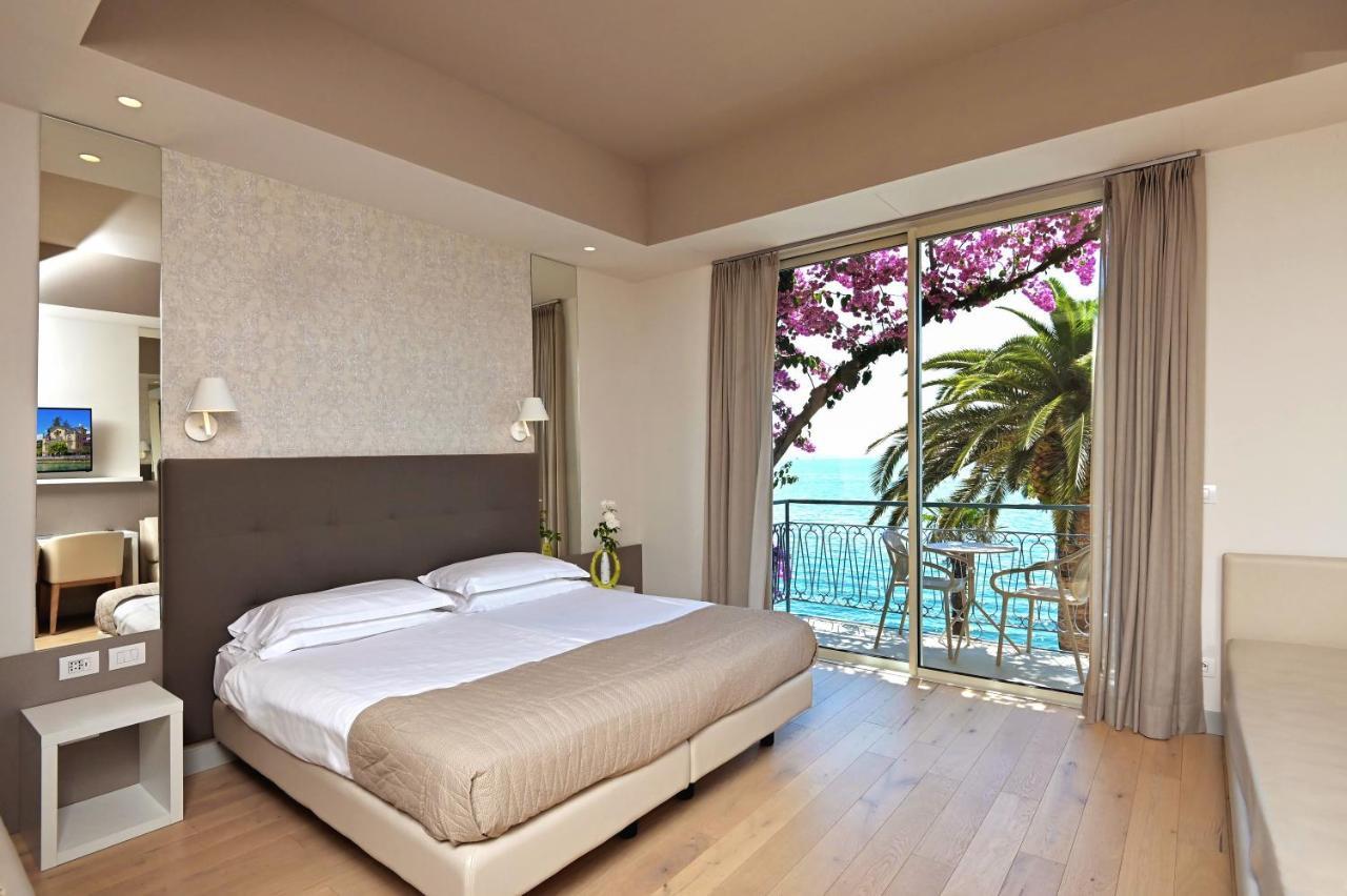 Hotel Monte Baldo E Villa Acquarone Gardone Riviera Buitenkant foto