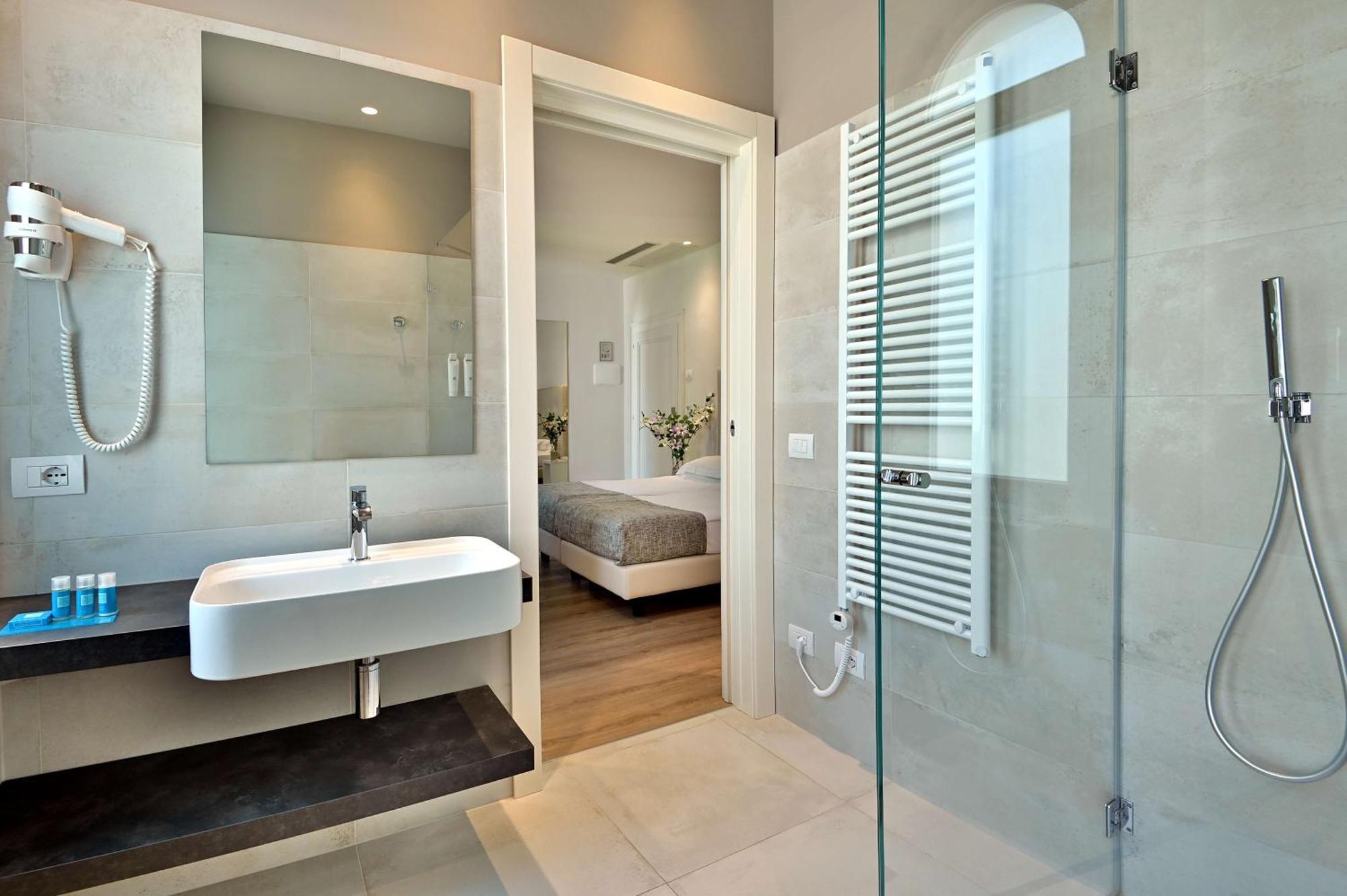 Hotel Monte Baldo E Villa Acquarone Gardone Riviera Kamer foto